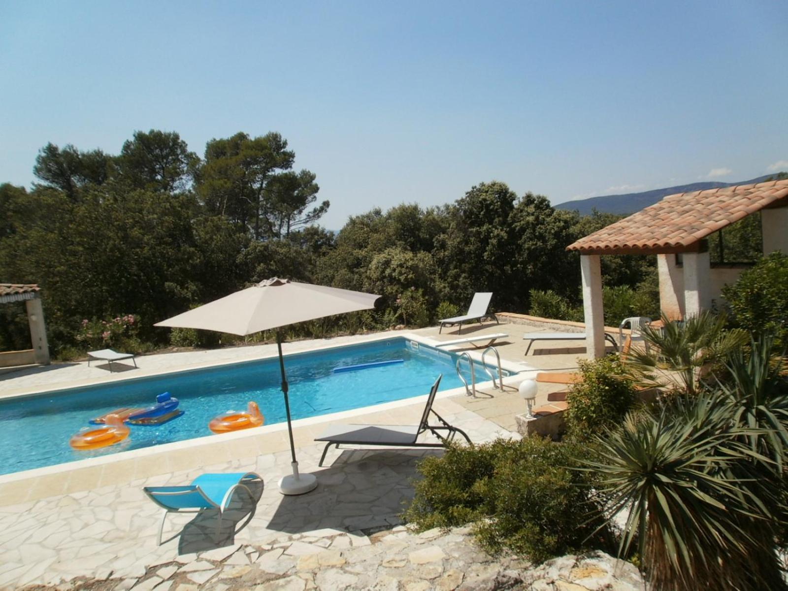 Lorgues, La Tourelle, Immense Piscine, Plongeoir, Vue, Au Grand Calme Villa Buitenkant foto
